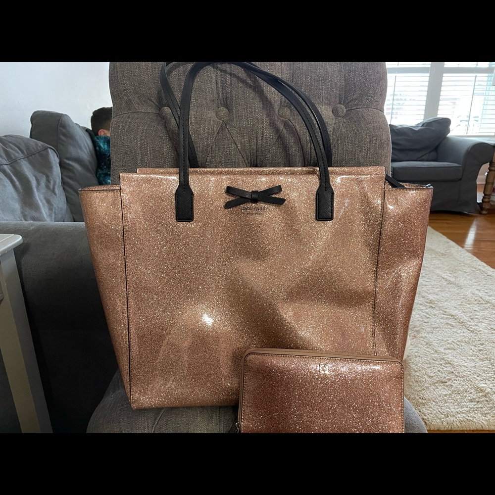 Authentic Kate Spade Tote and matching wallet